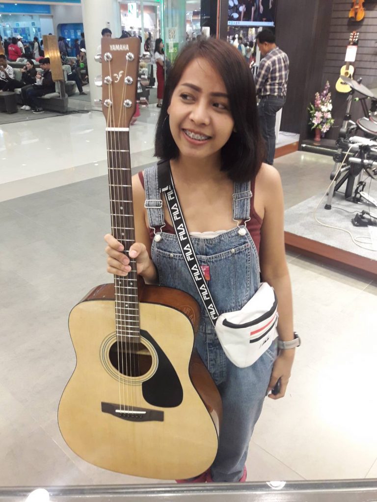 โปร่ง Yamaha F310