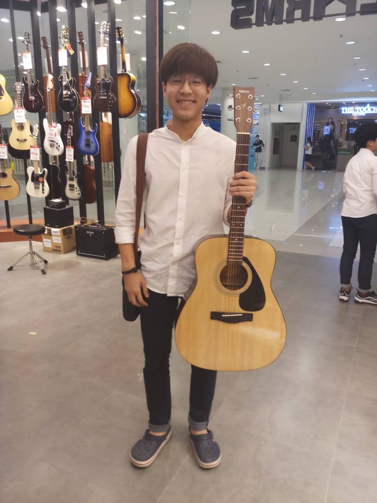 โปร่ง Yamaha F310