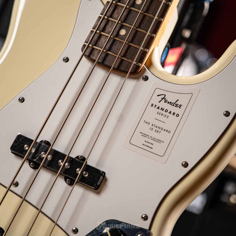 FENDER STD JAZZ BASS ขายราคาพิเศษ