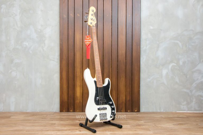 Fender Deluxe Active Precision Bass Special ขายราคาพิเศษ