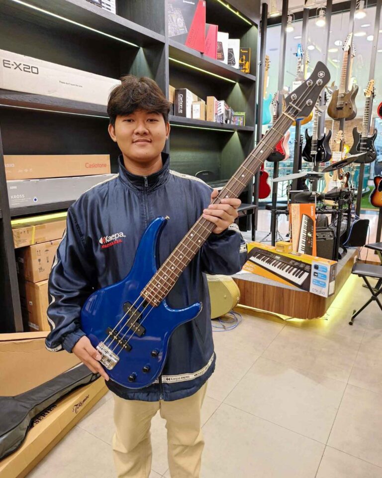 Yamaha TRBX174 ลูกค้า Music Arms