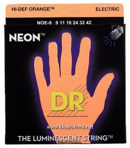DR NOE-9 Neon Hi-Def Orange K3 Coated Lite Electric Guitar Stringsราคาถูกสุด