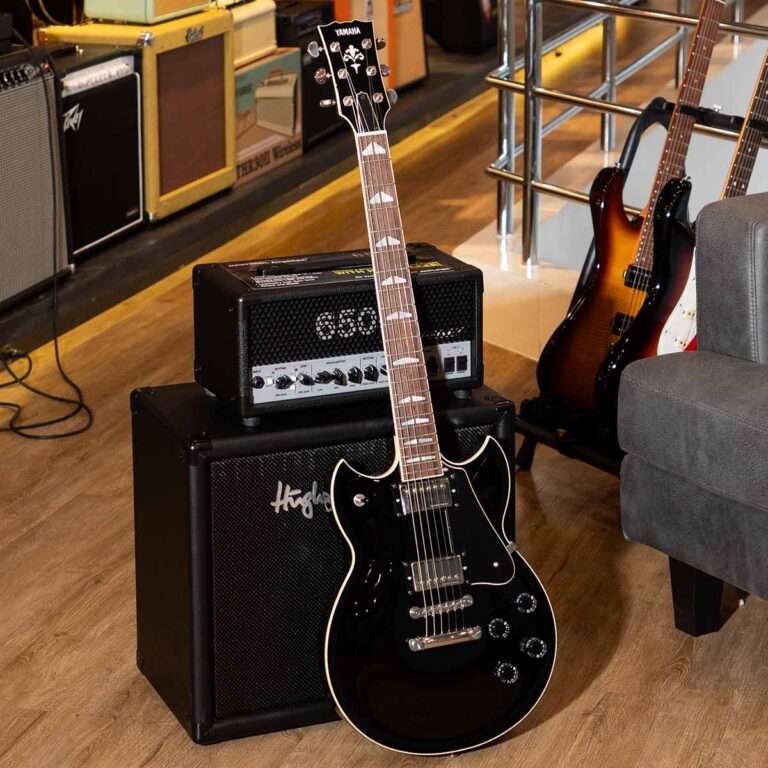 Yamaha SG1820 กีตาร์ไฟฟ้า ขายราคาพิเศษ