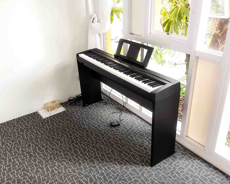 Yamaha P-45 ลูกค้า Music Arms