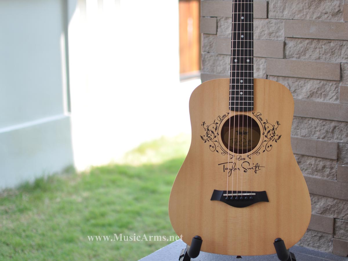 taylor swift baby taylor guitar