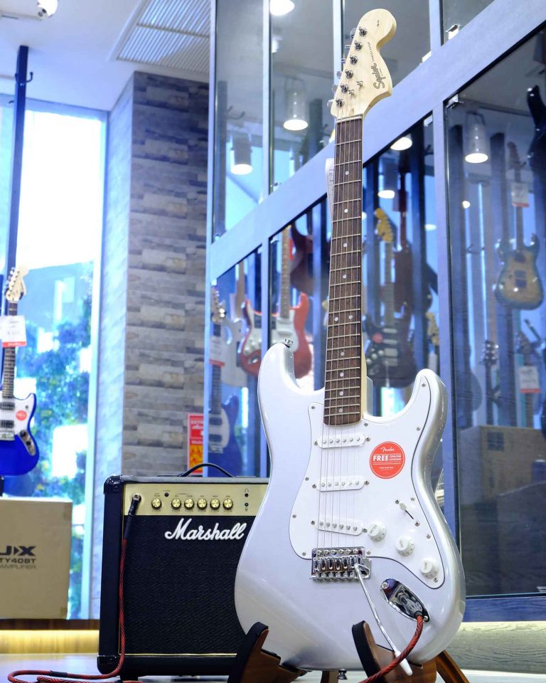 Marshall MG15+Squier Affinity หน้าร้าน