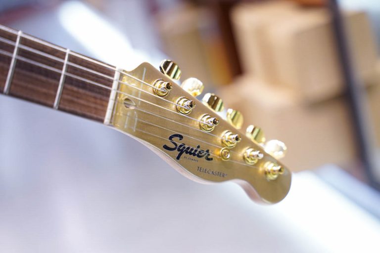 SQUIER J5 TELECASTER RW Frost Go HEAD