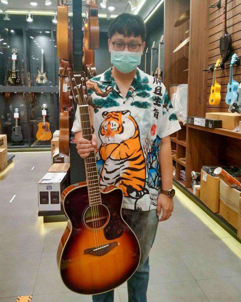 Yamaha FSX820C ลูกค้า Music Arms