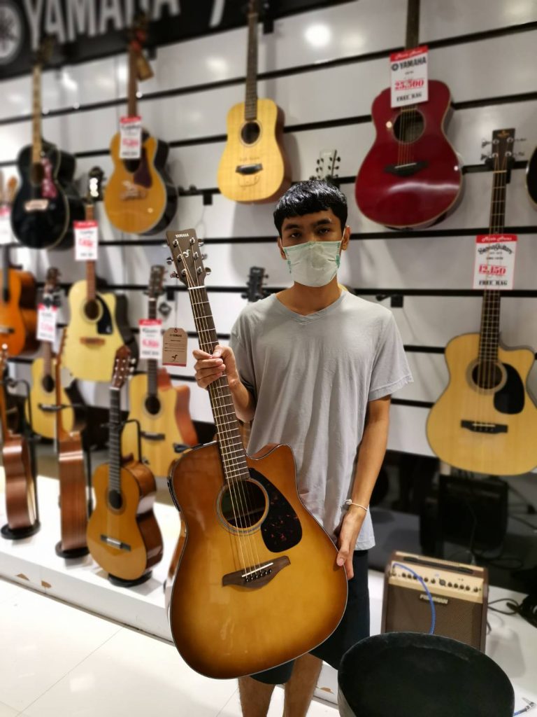 Yamaha fgx800c ขอขอบคุณลูกค้าจากสาขาซีคอนศรีนครินทร์ครับผม