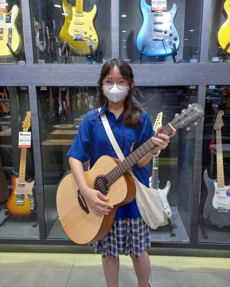 Veelah Mini Camper ME ลูกค้า Music Arms