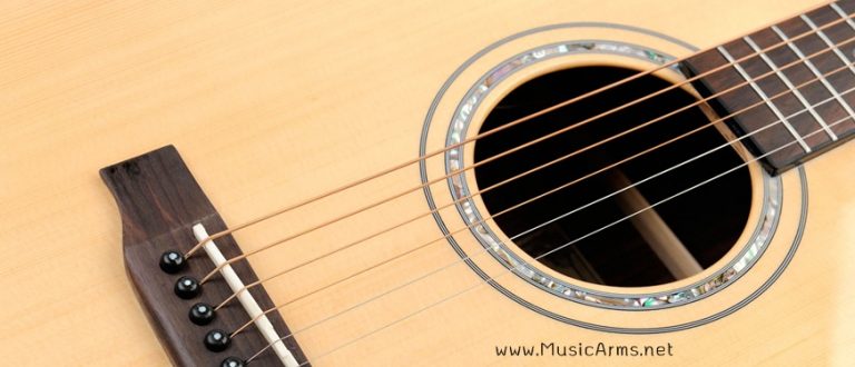 Saga D200C-bone ขายราคาพิเศษ