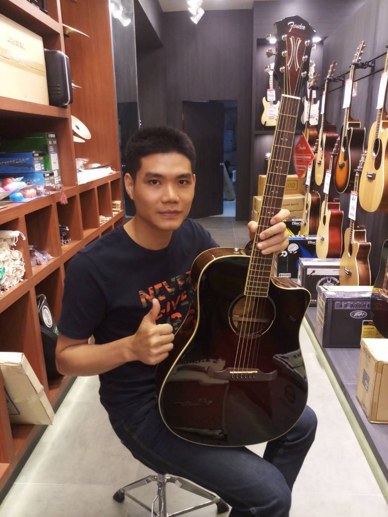 Fender t bucket300ce