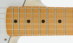  Fender Jimi Hendrix Stratocasterคอ
