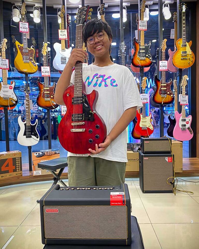 GIBSON LP Faded 2017 T Worn WC + Positive Grid Spark BK