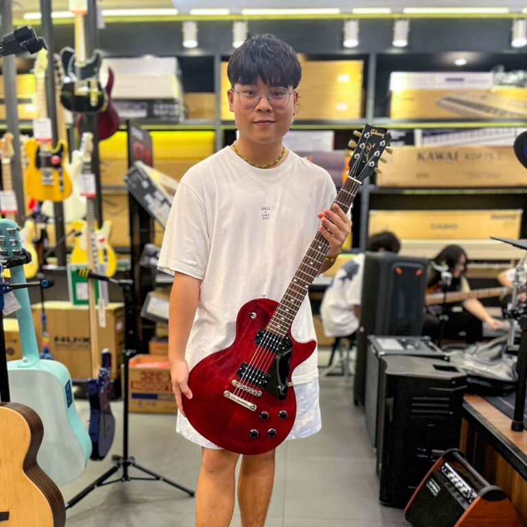 Gibson Les Paul Faded 2017 ลูกค้า Music Arms