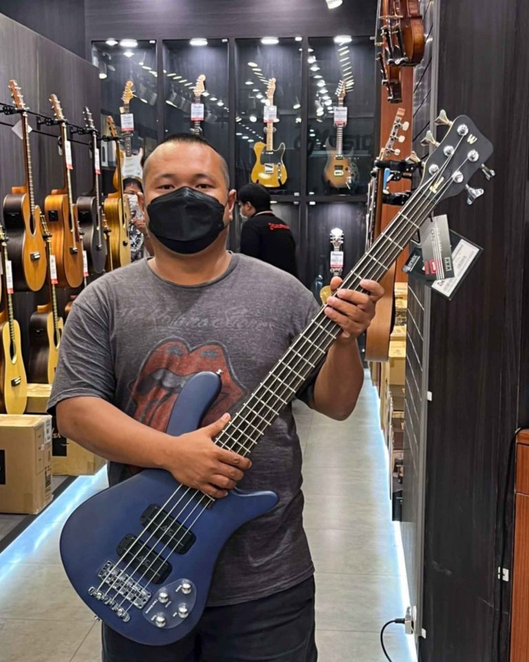 Warwick Rockbass Streamer Standard ลูกค้า Music Arms
