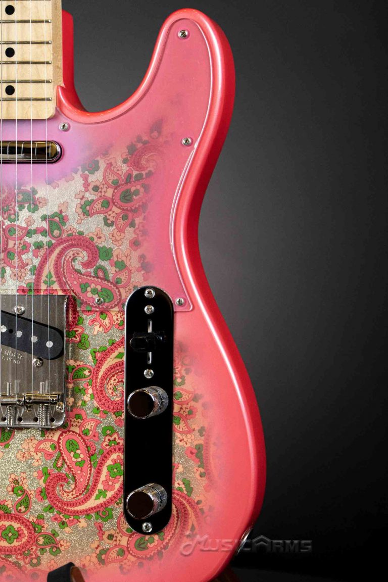 Fender-classic-69-Telecaster-close-up-2 ขายราคาพิเศษ
