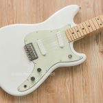 Fender Duo-Sonic สีขาว ขายราคาพิเศษ