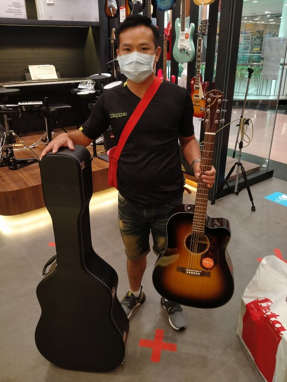 Fender CD-140SCEFender สี SB