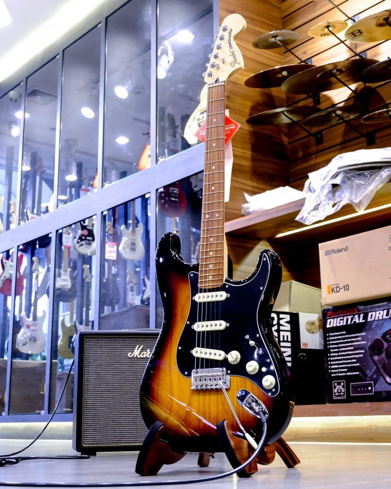 Showcase Fender Deluxe Stratocaster