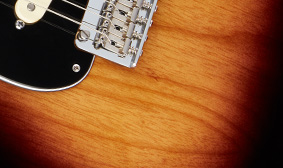 กีต้าร์ Fender Deluxe Stratocasterตัว