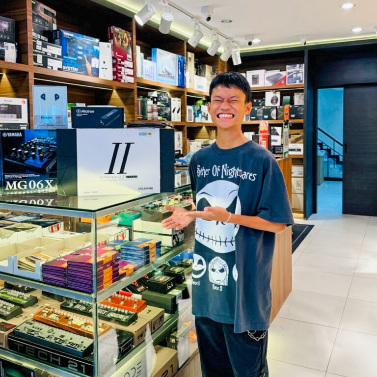 Yamaha MG06X + แอมป์ขยายหูฟัง Alctron HA8 + หูฟัง In ear BASN BsingerPro Purple + เอฟเฟค Hotone Ampero II Stage