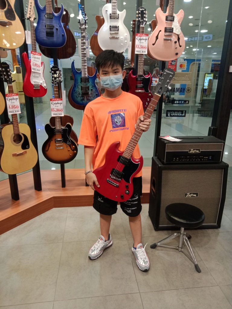 ขอบคุณลูกค้า Epiphone SG Special VE Music Arms