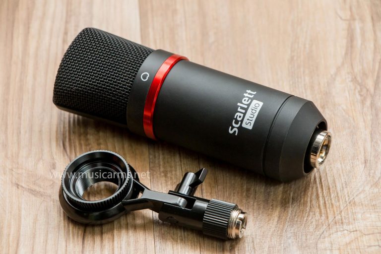 Focusrite _2i2 Studio ขายราคาพิเศษ