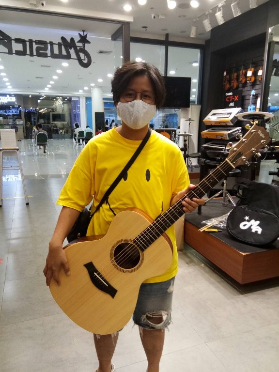 Taylor academy 12E ลูกค้า