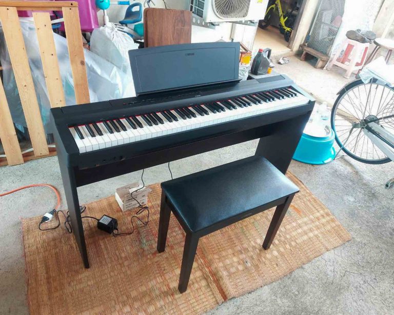 Yamaha P-125 ลูกค้า Music Arms