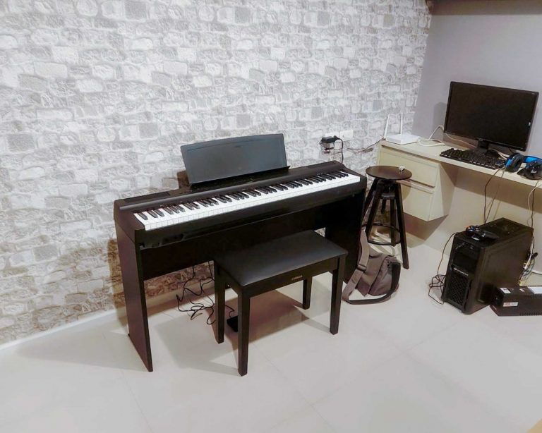Yamaha P-125 ลูกค้า Music Arms
