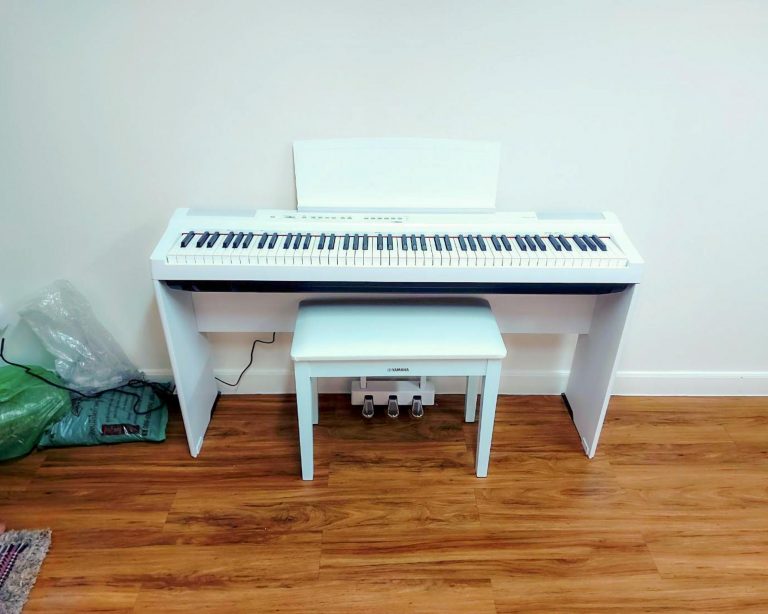 Yamaha P-125 ลูกค้า Music Arms