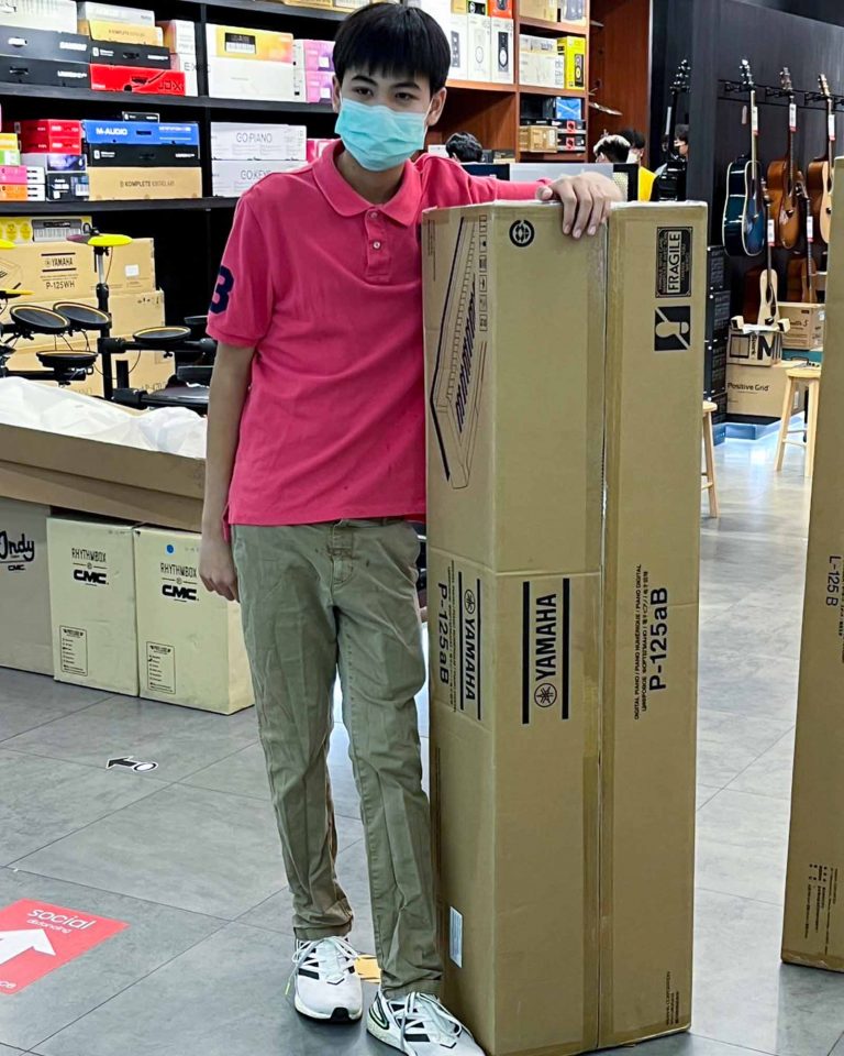 Yamaha P-125 ลูกค้า Music Arms
