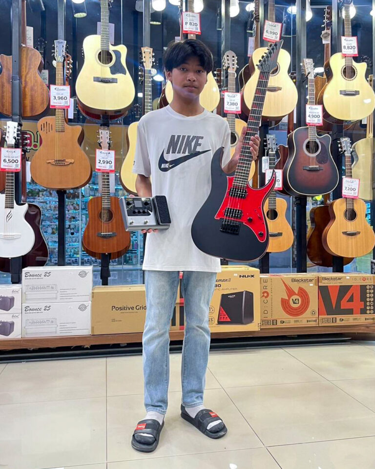 IBANEZ GRG131DX BKF + Sonicake QME-50 (Matribox)