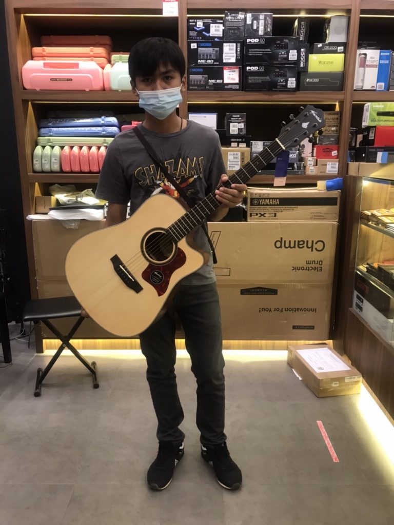 ลูกค้า Mantic AG370SC ร้าน Music Arms