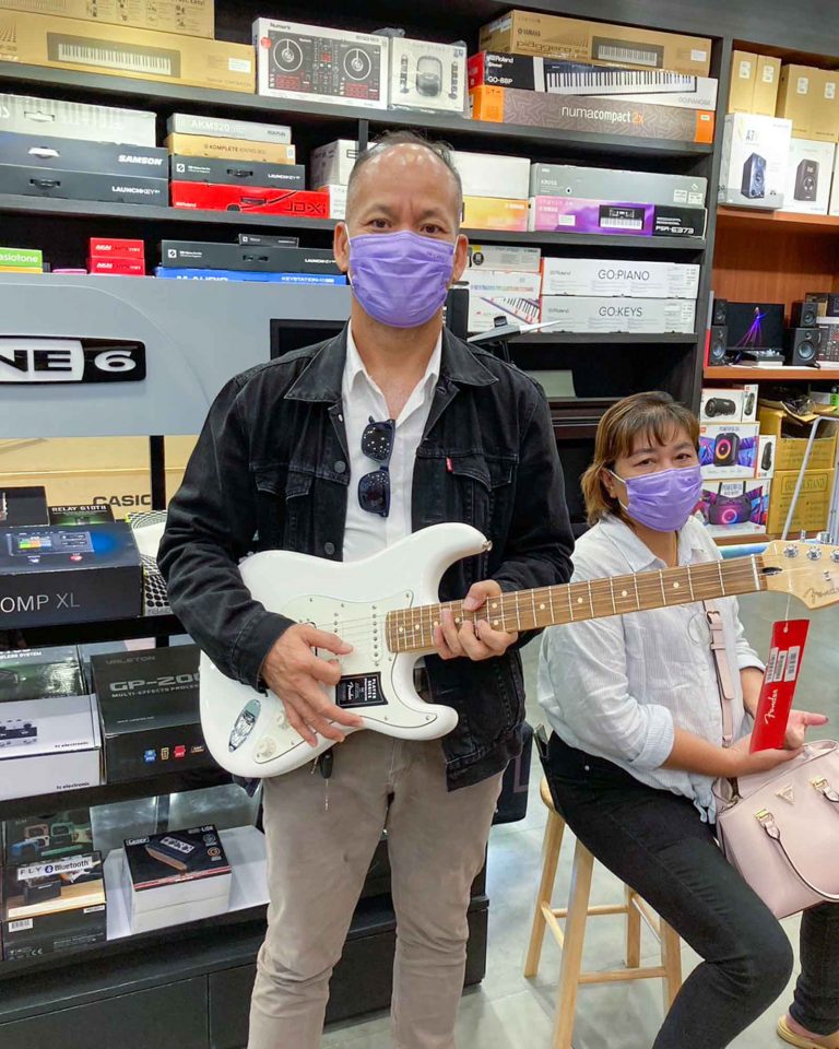 Fender Player Stratocaster HSS ลูกค้า Music Arms