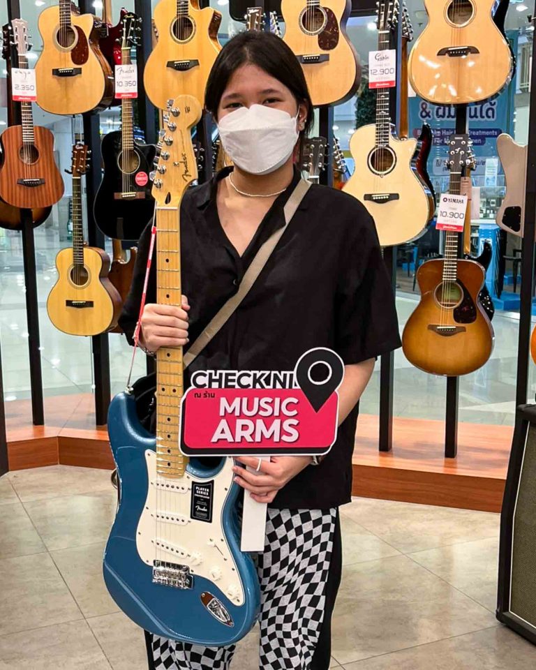 Fender Player Stratocaster ลูกค้า Music Arms รังสิต