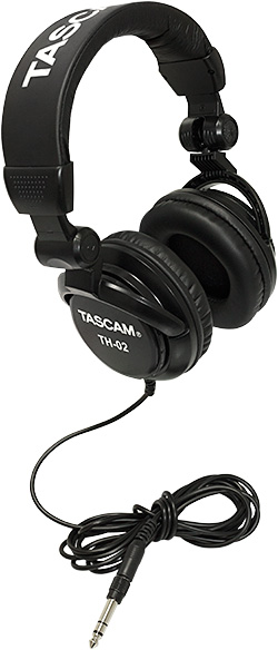 Tascam TH-02 หูฟังมอนิเตอร์ ขายราคาพิเศษ