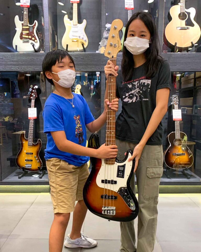 Fender Player Jazz Bass ลูกค้า Music Arms