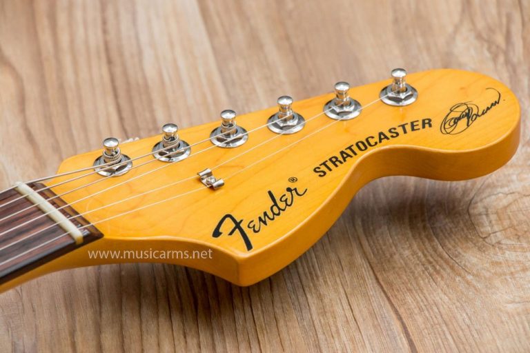 Fender Stratocaster Olarn Signature White headstock ขายราคาพิเศษ