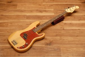 Fender Tomomi Scandal Signature Precision Bassราคาถูกสุด