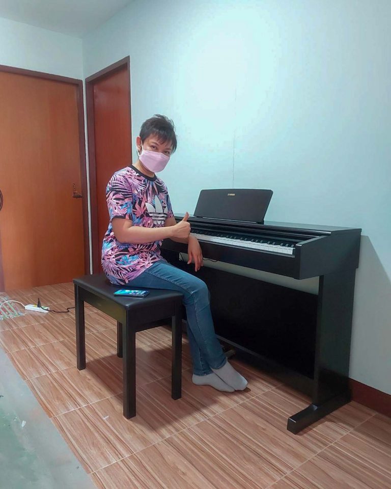 Yamaha YDP-144R ลูกค้า Music Arms