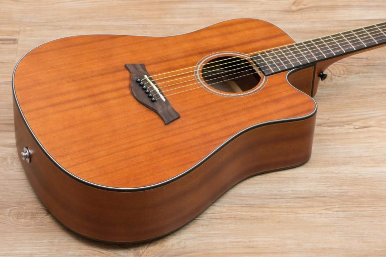 กีต้าร์ Gusta DM1CE ขายราคาพิเศษ