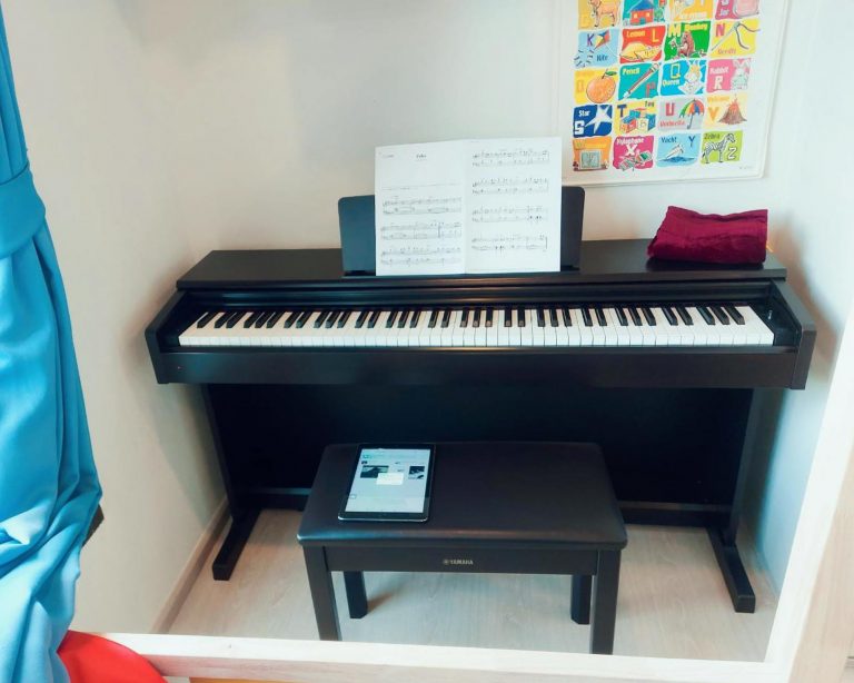 ประกอบเปียโนไฟฟ้ารุ่นYamaha ydp-144R