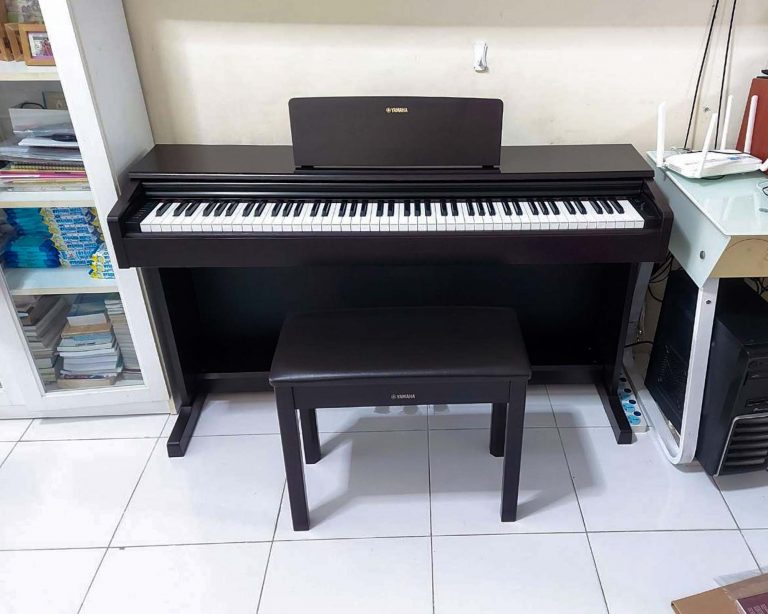 ลูกค้า Yamaha YDP-144R ร้าน Music Arms