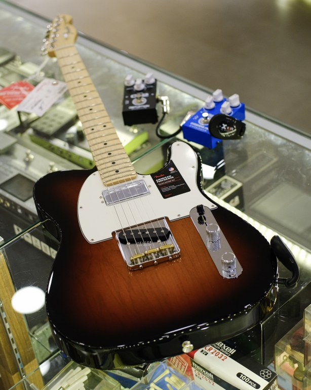 Showcase Fender American Performer Telecaster Hum