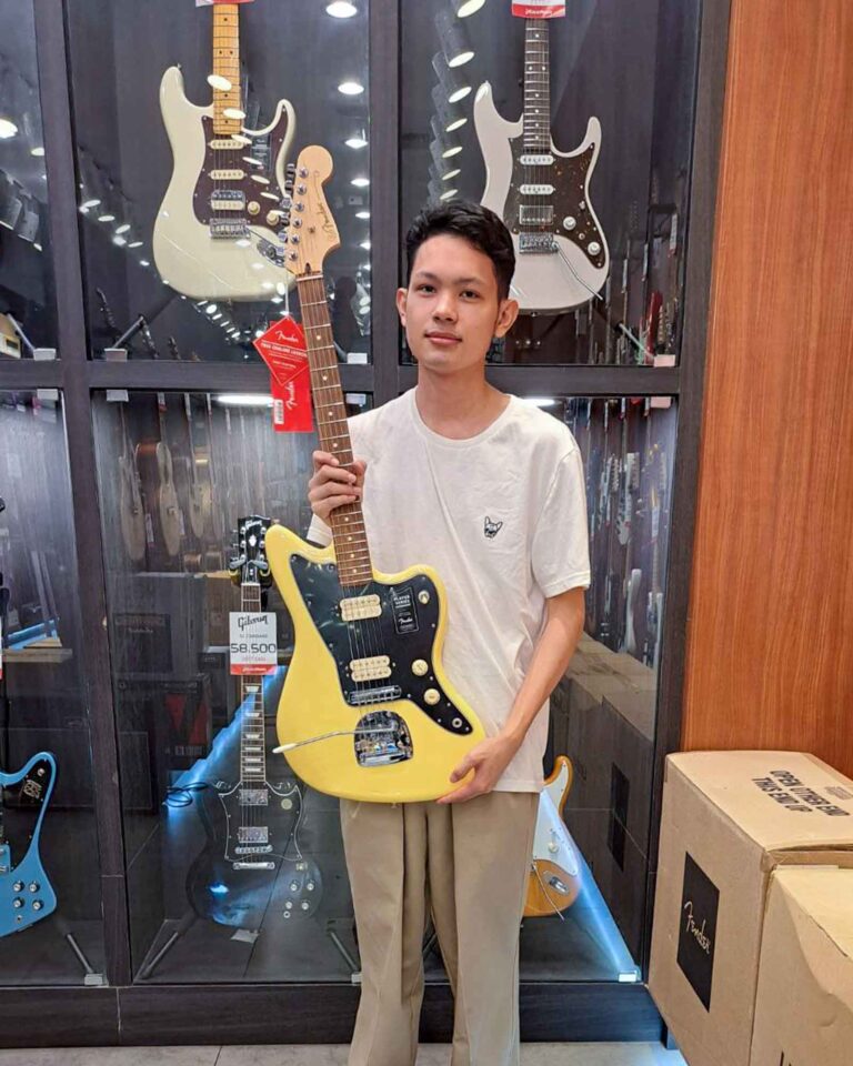 Fender Player Jazzmaster ลูกค้า Music Arms