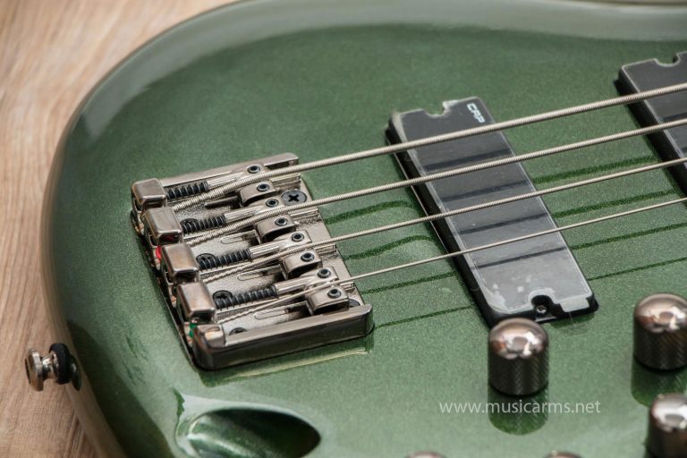 Ibanez SR300 Electric Bass ขายราคาพิเศษ