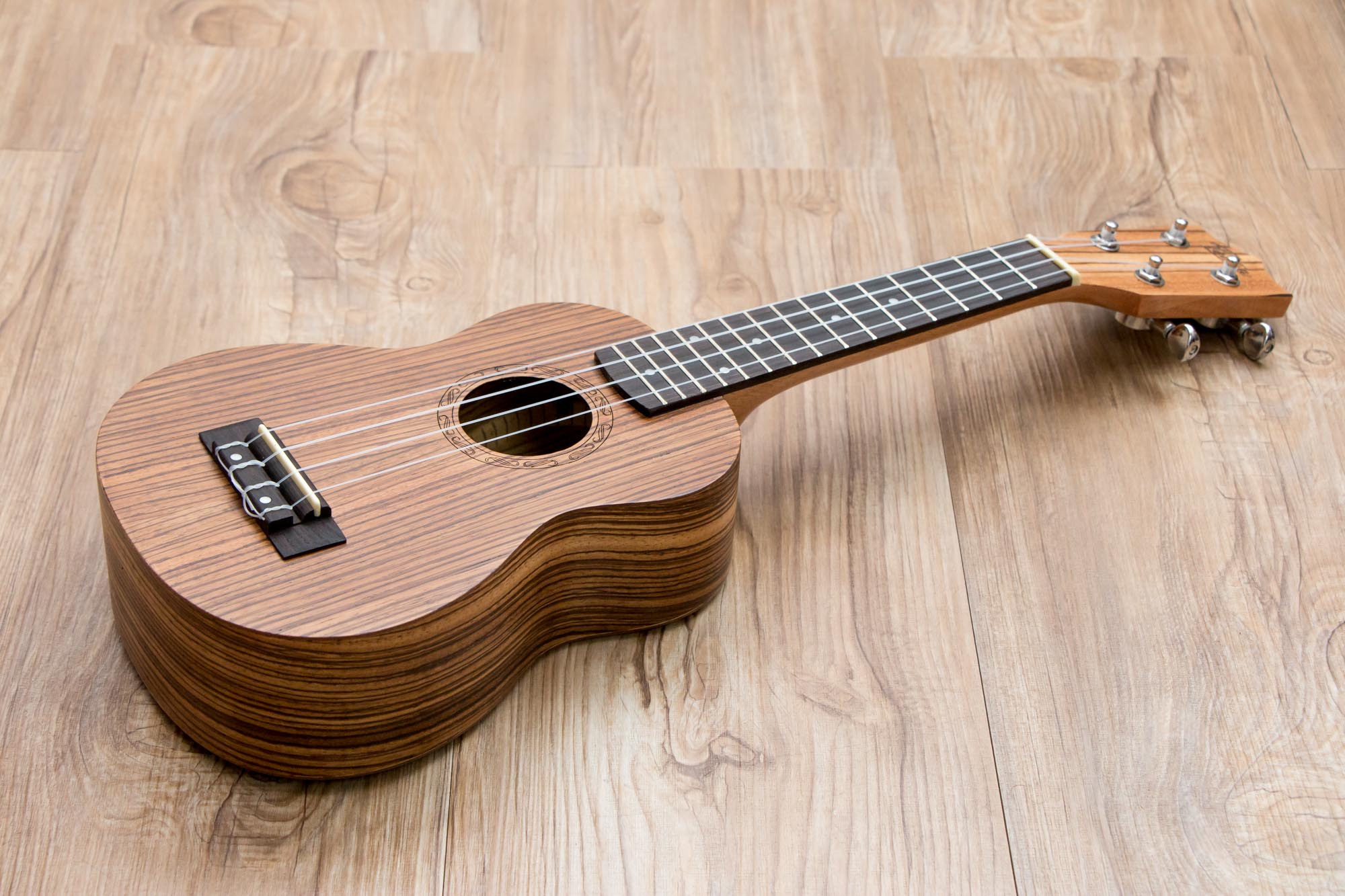 Ukulele Feelin FL21B (6) Music Arms