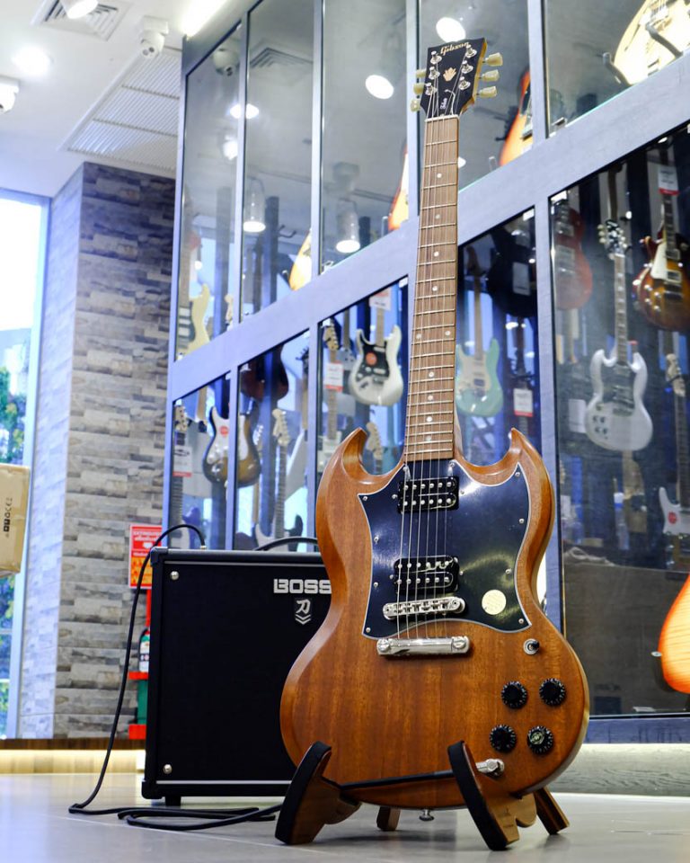 Showcase Gibson SG Standard Tribute 2019